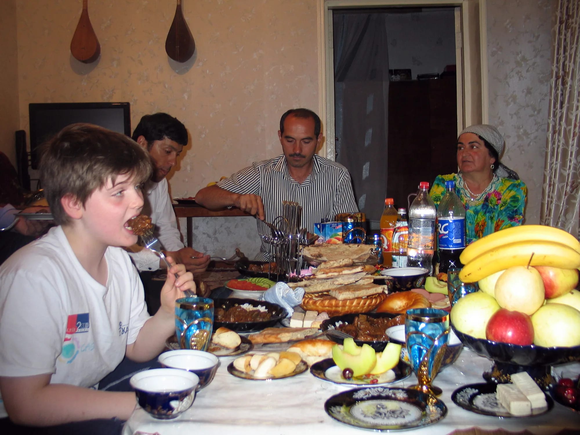 Eating at home of Ismoil Nazriev