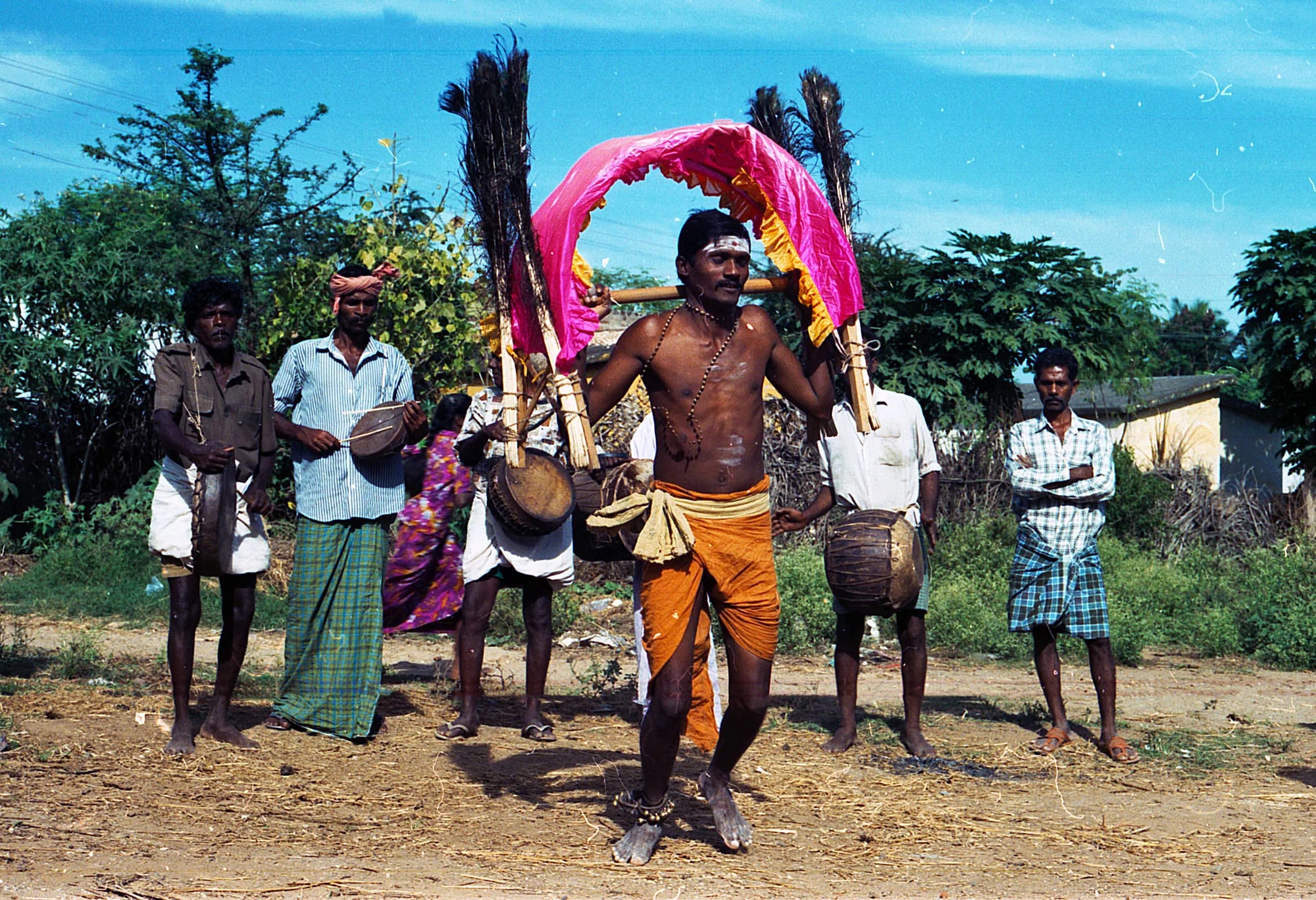 Kāvaṭi dance accompanied by drums