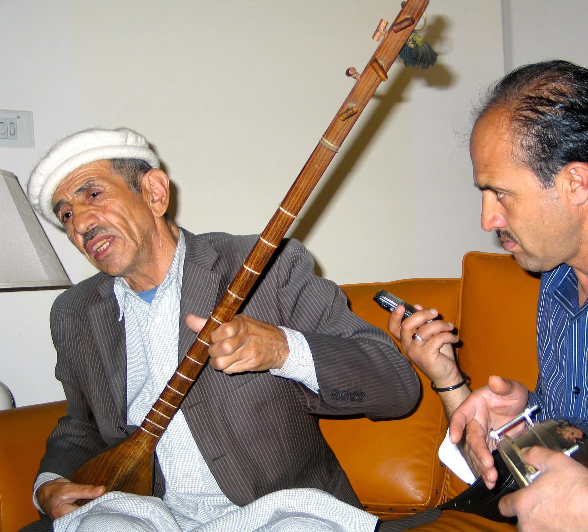 Nacheez playing sitar